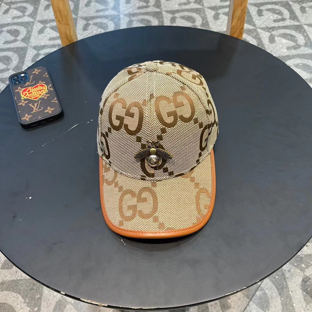 古奇棒球帽♥️GUCCI🧢官网新品，棒球帽，原单品质火爆来袭 。🎩 工艺非常精美 高档大气上档次！低调奢