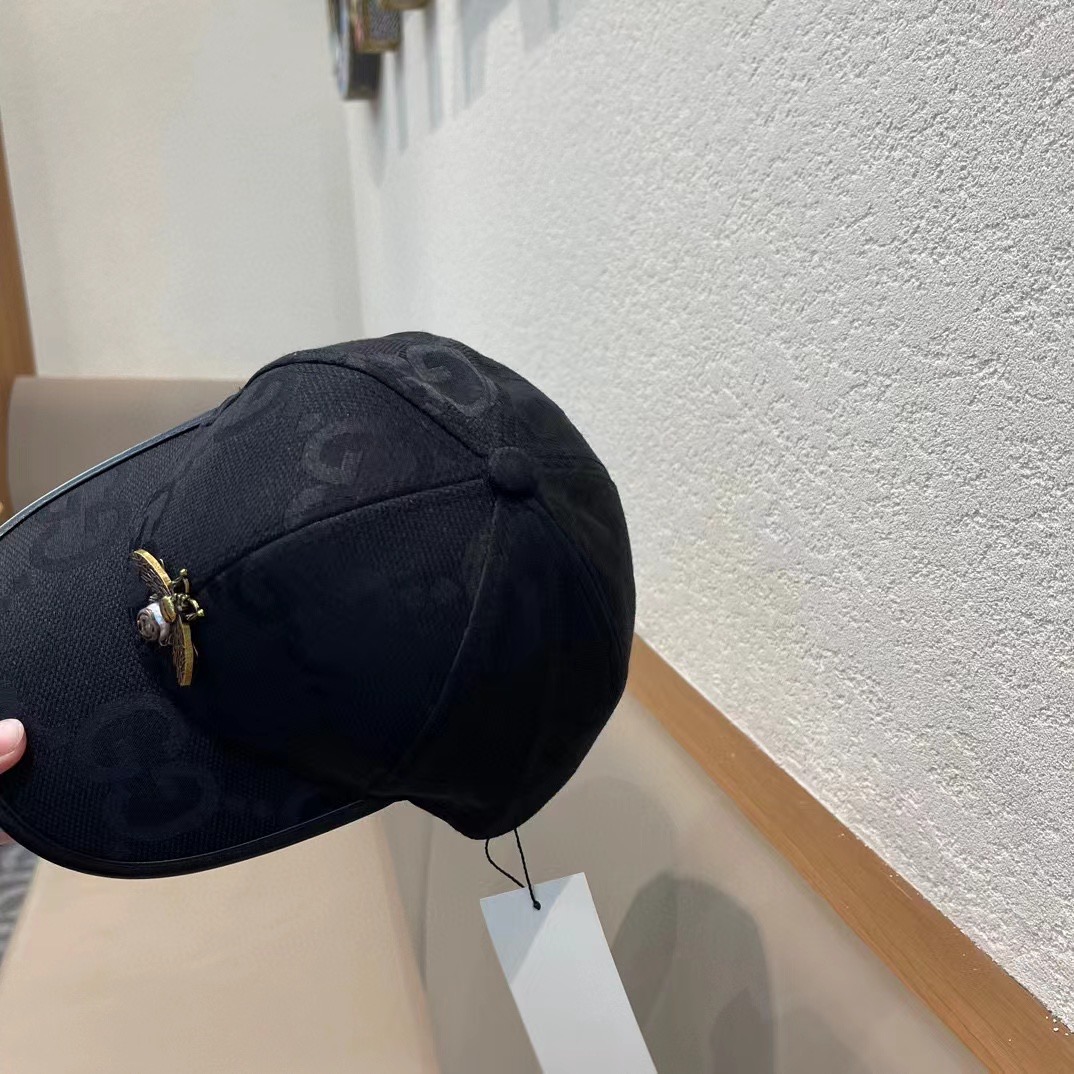 古奇棒球帽♥️GUCCI🧢官网新品，棒球帽，原单品质火爆来袭 。🎩 工艺非常精美 高档大气上档次！低调奢