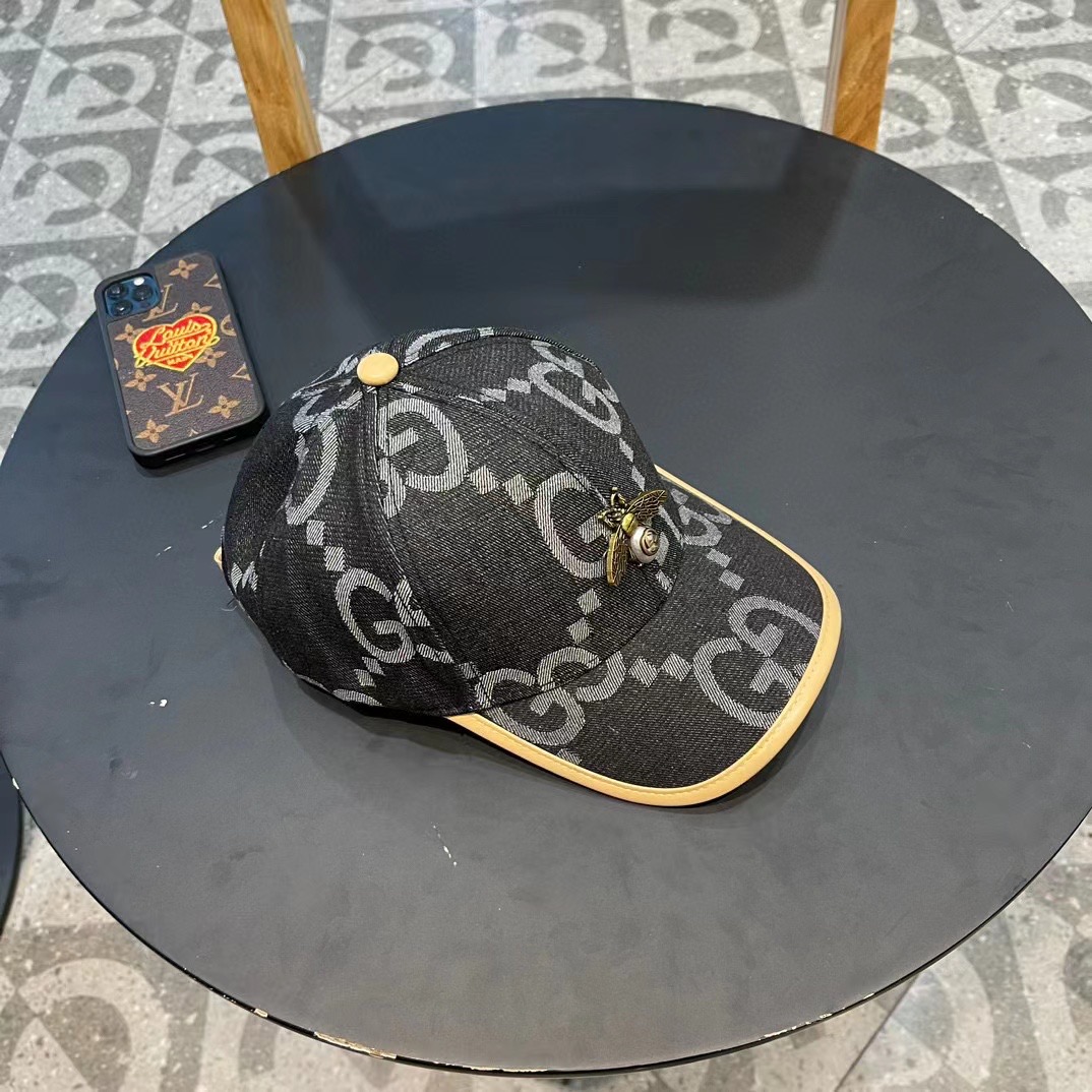 古奇棒球帽♥️GUCCI🧢官网新品，棒球帽，原单品质火爆来袭 。🎩 工艺非常精美 高档大气上档次！低调奢