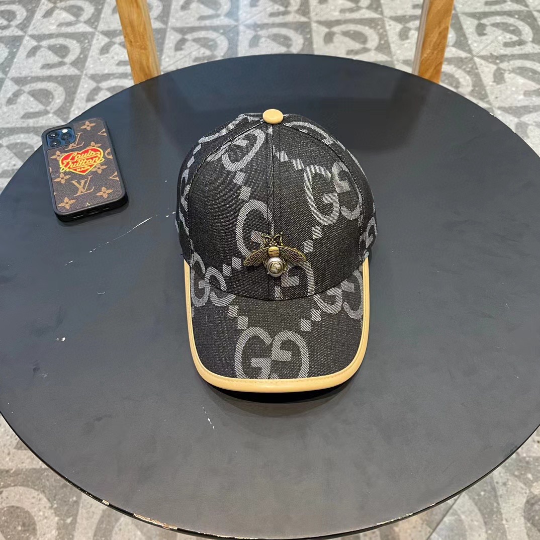 古奇棒球帽♥️GUCCI🧢官网新品，棒球帽，原单品质火爆来袭 。🎩 工艺非常精美 高档大气上档次！低调奢