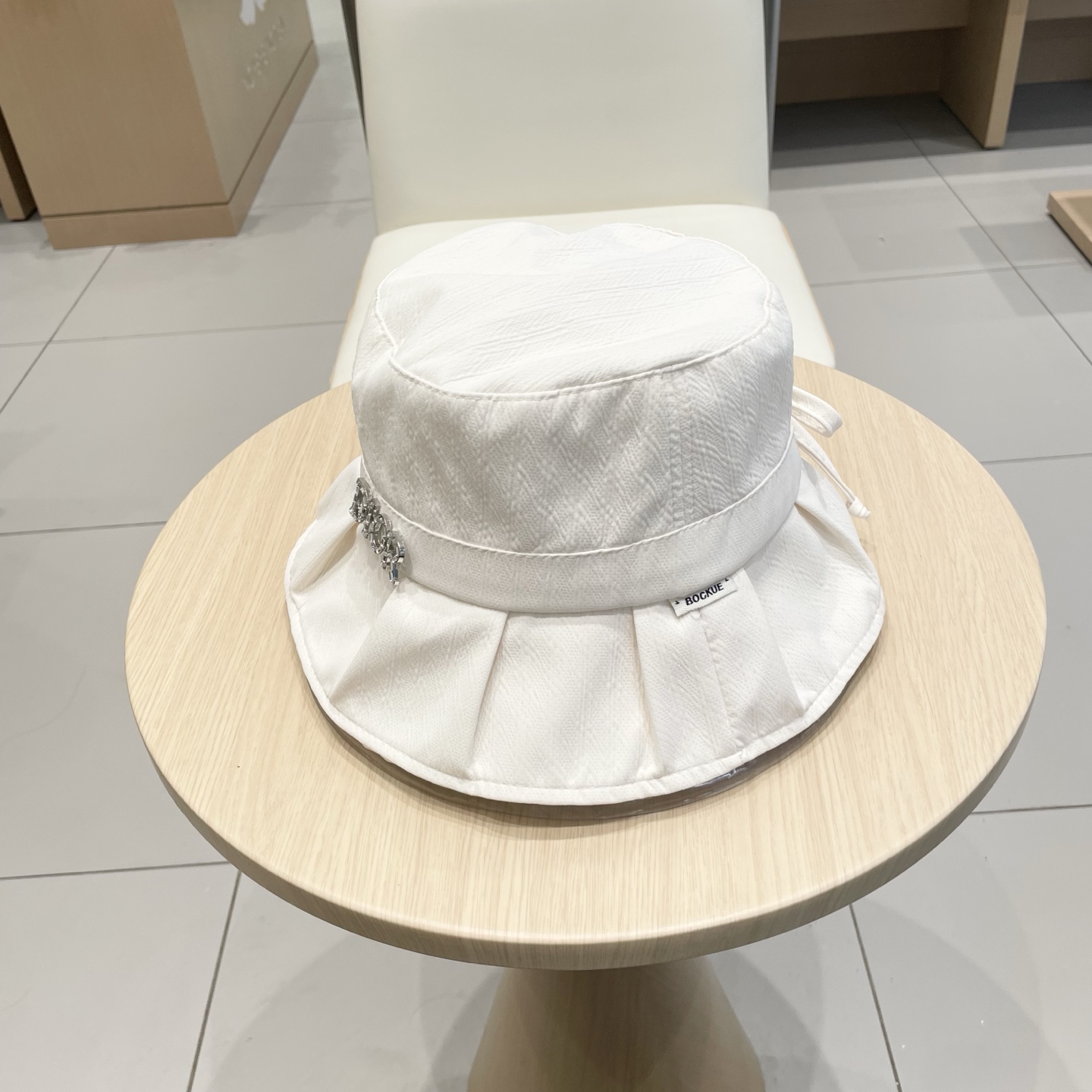  迪奥Dior2025新款简约显脸小渔夫帽子女夏季防紫外线遮阳帽出游帽潮