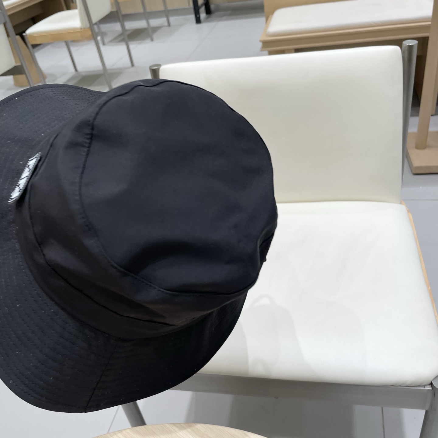 fendl芬迪新款户外旅行遮阳帽可收纳包渔夫帽防水速干登山帽户外防晒帽
