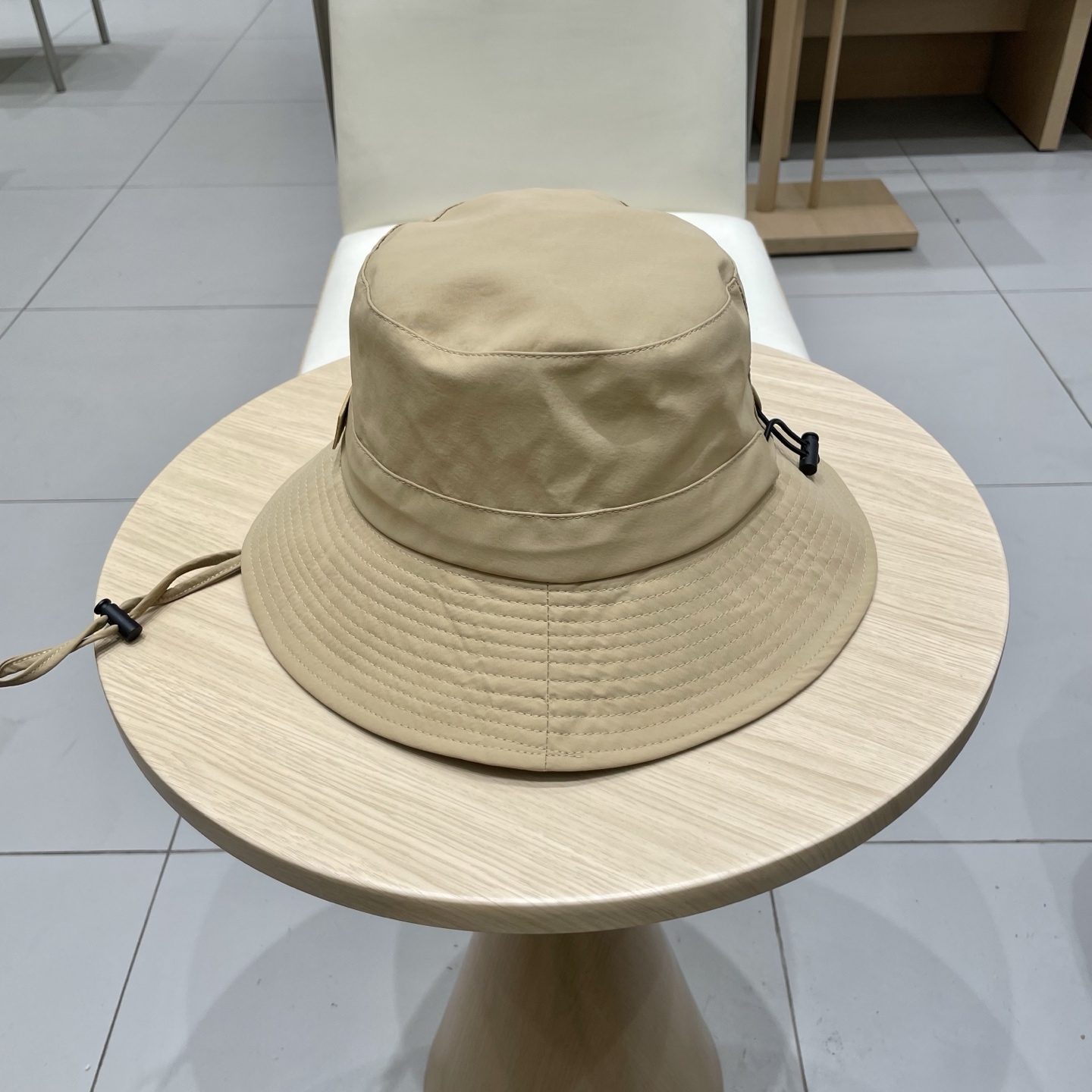  fendl芬迪新款户外旅行遮阳帽可收纳包渔夫帽防水速干登山帽户外防晒帽