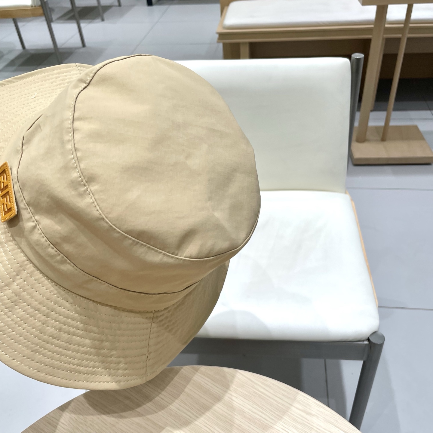  fendl芬迪新款户外旅行遮阳帽可收纳包渔夫帽防水速干登山帽户外防晒帽