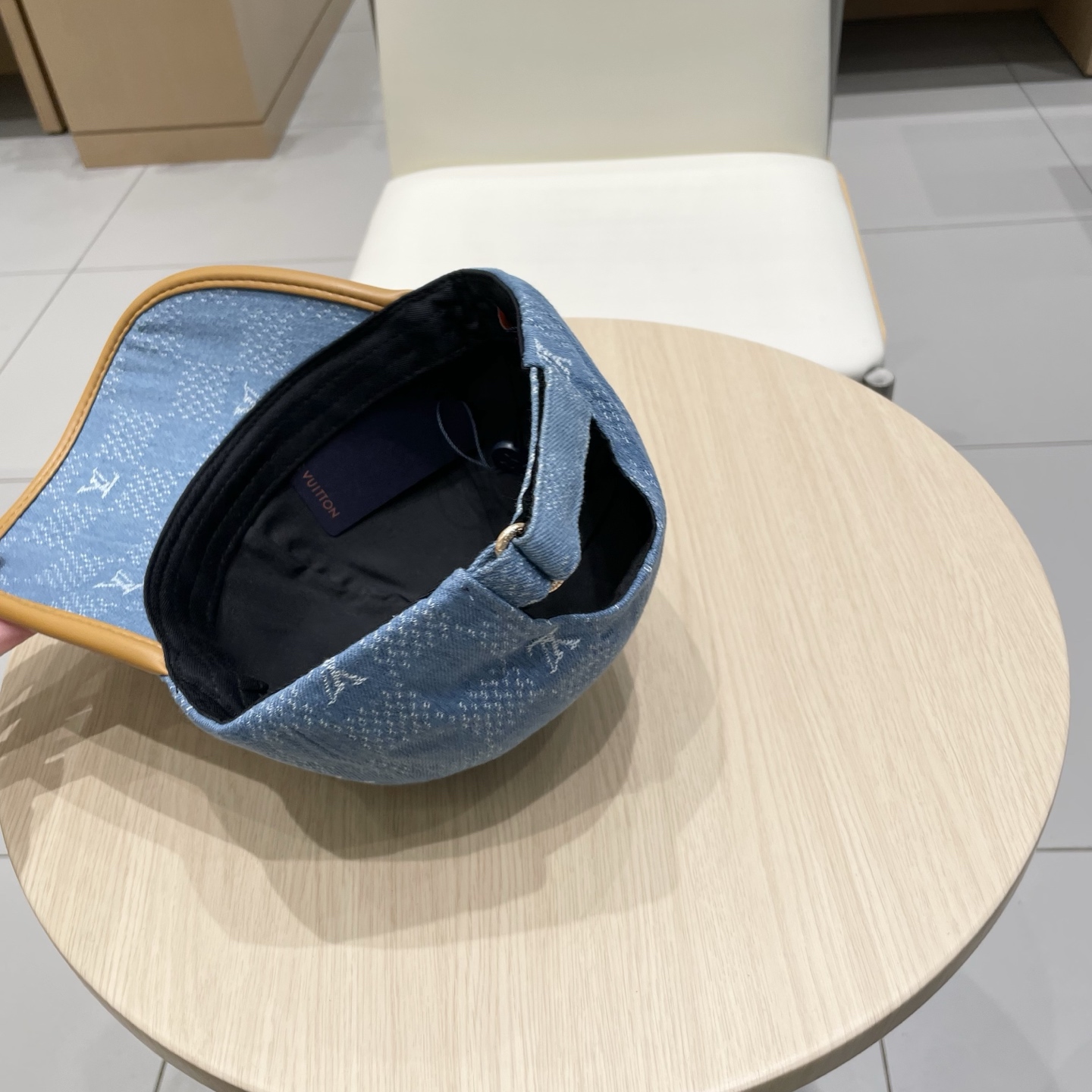  路易威登lv棒球帽 LouisVuitton😍新款重工打造♥️高端大气，百搭款🤗男女通用！