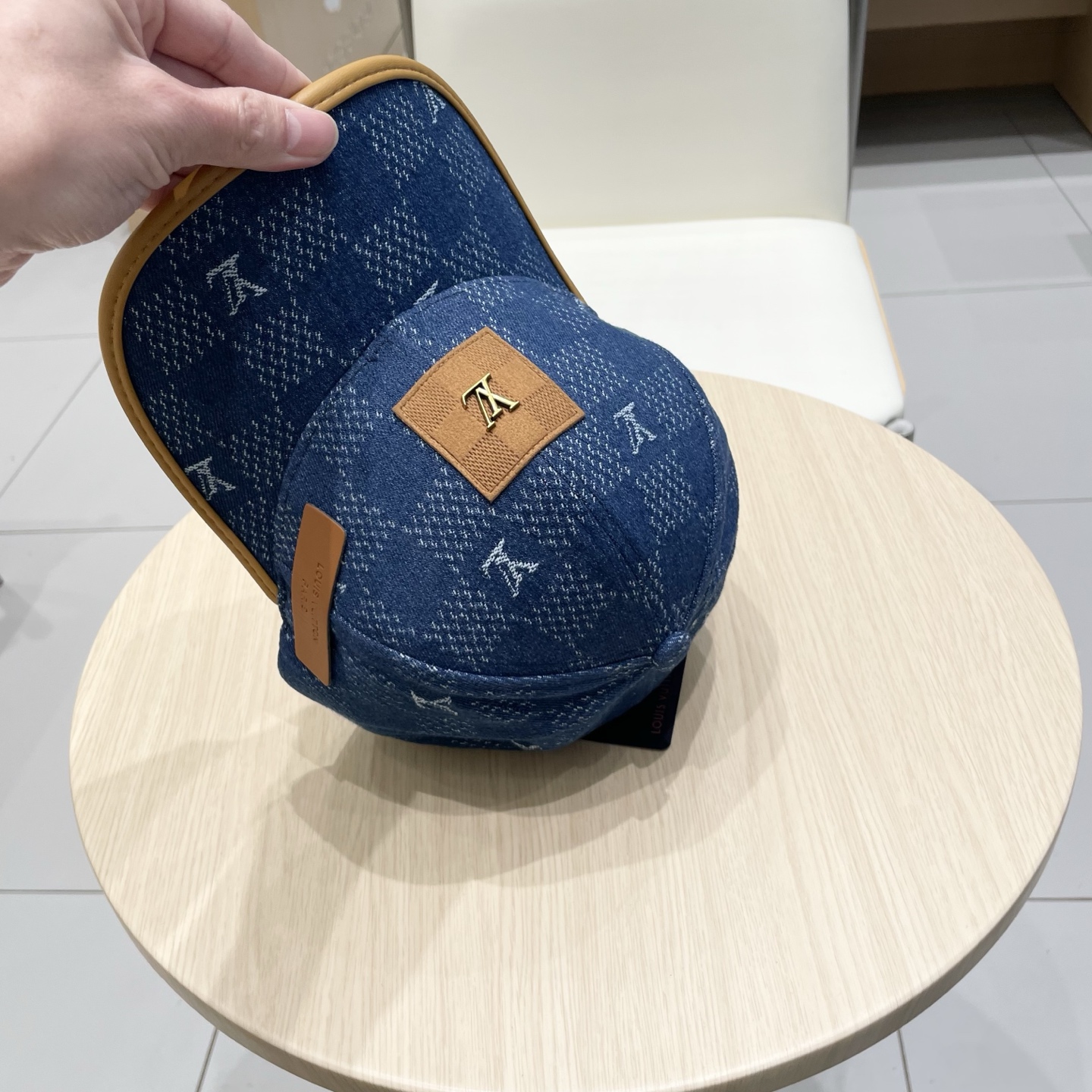  路易威登lv棒球帽 LouisVuitton😍新款重工打造♥️高端大气，百搭款🤗男女通用！