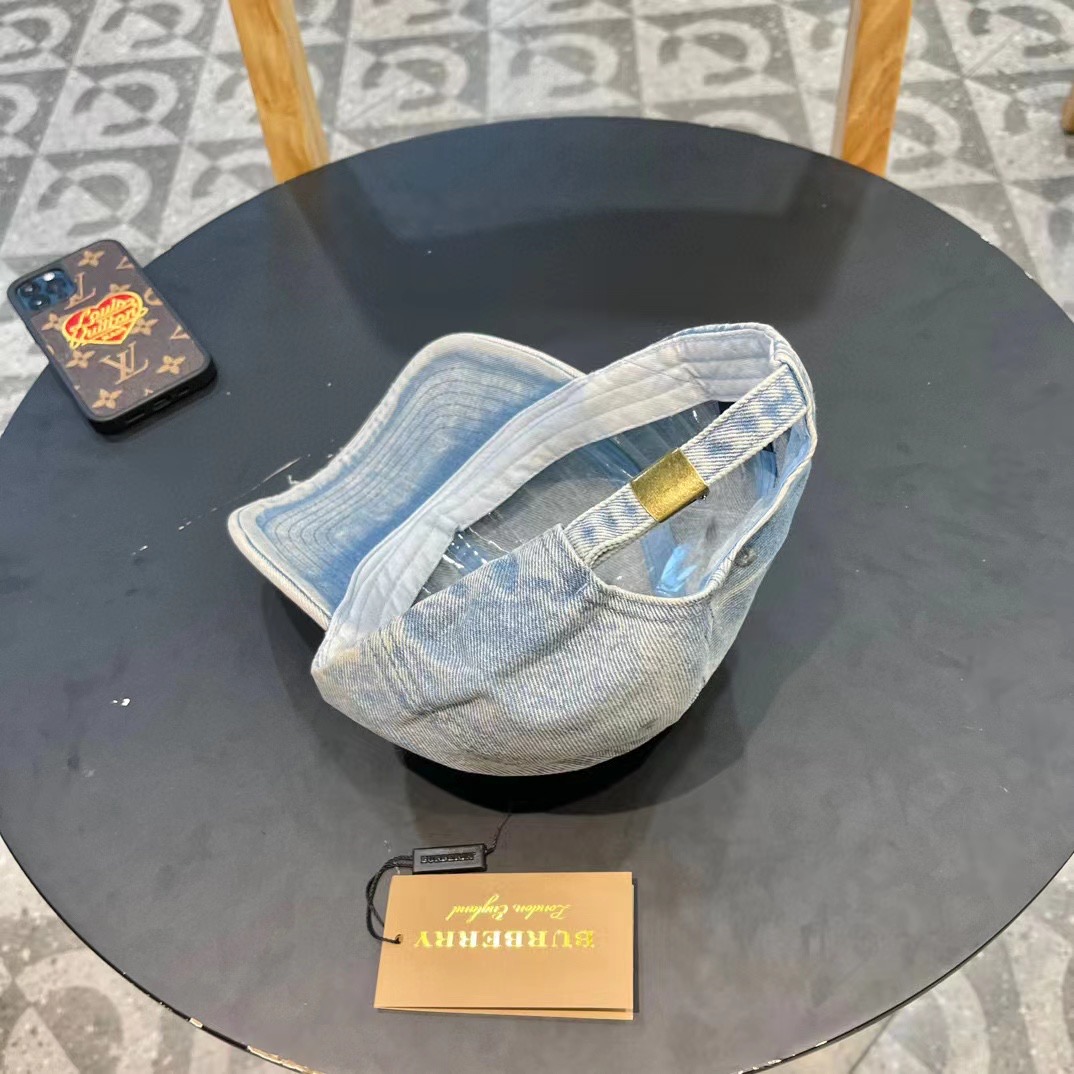   🧢Burberry（巴宝莉）2024新款原单牛仔棒球帽  专柜热卖款纯棉内里，完美版型，原厂品质，独