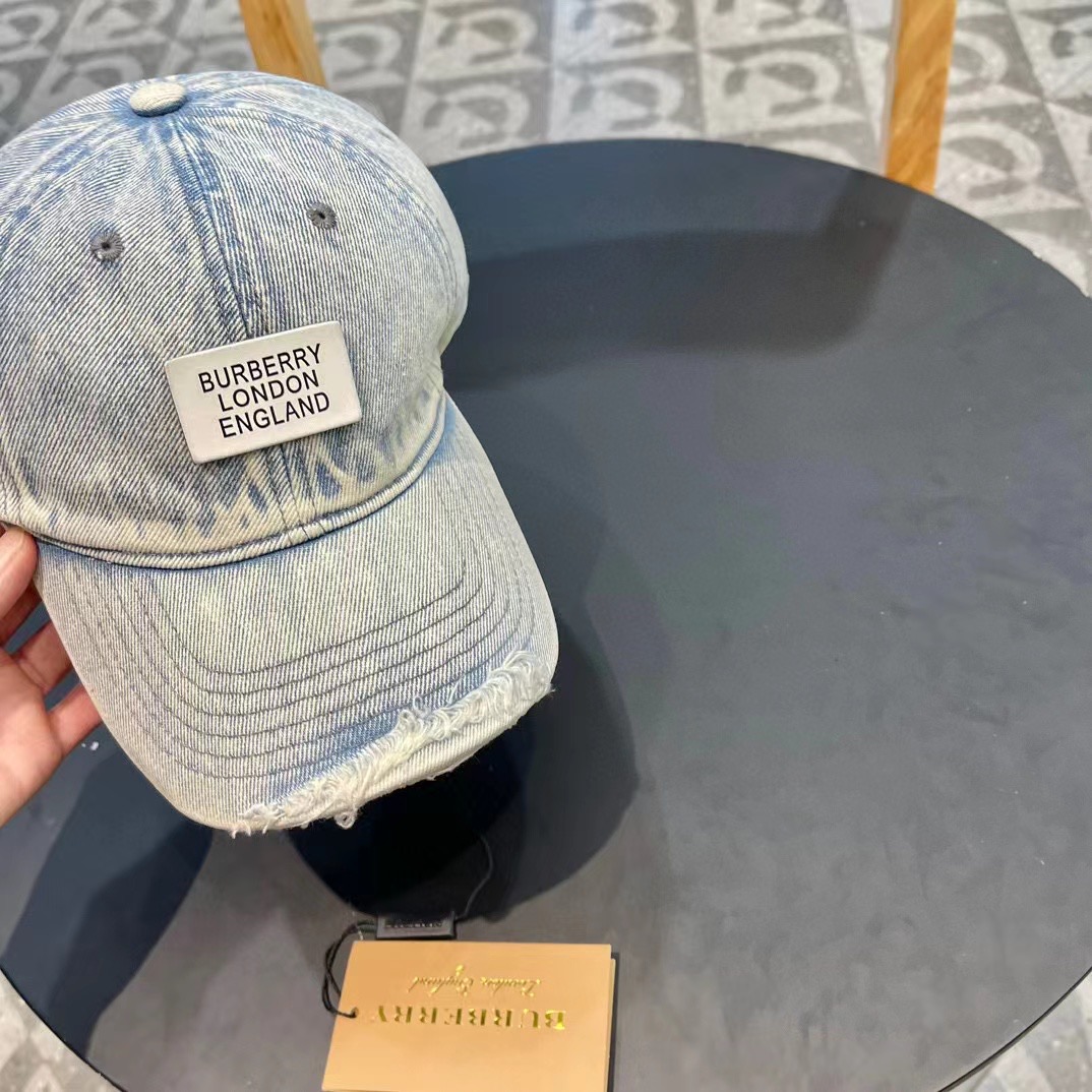   🧢Burberry（巴宝莉）2024新款原单牛仔棒球帽  专柜热卖款纯棉内里，完美版型，原厂品质，独