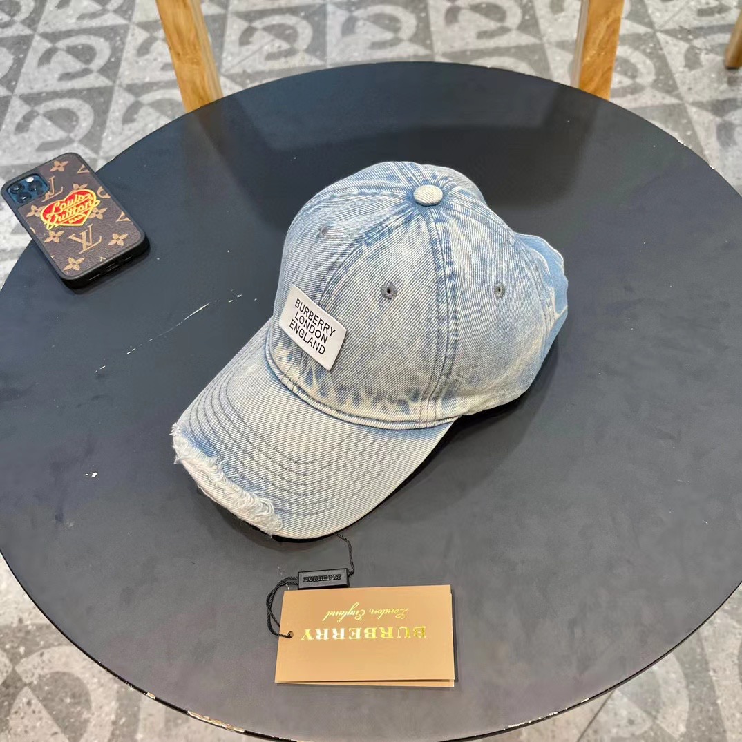   🧢Burberry（巴宝莉）2024新款原单牛仔棒球帽  专柜热卖款纯棉内里，完美版型，原厂品质，独