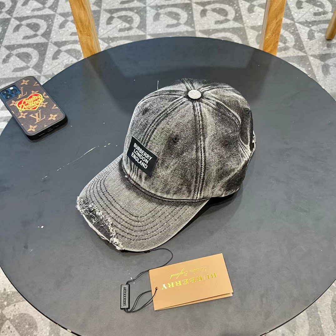   🧢Burberry（巴宝莉）2024新款原单牛仔棒球帽  专柜热卖款纯棉内里，完美版型，原厂品质，独