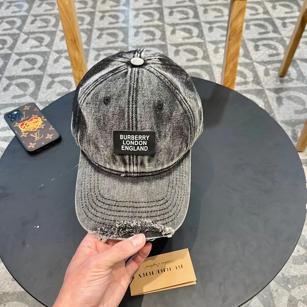   🧢Burberry（巴宝莉）2024新款原单牛仔棒球帽  专柜热卖款纯棉内里，完美版型，原厂品质，独