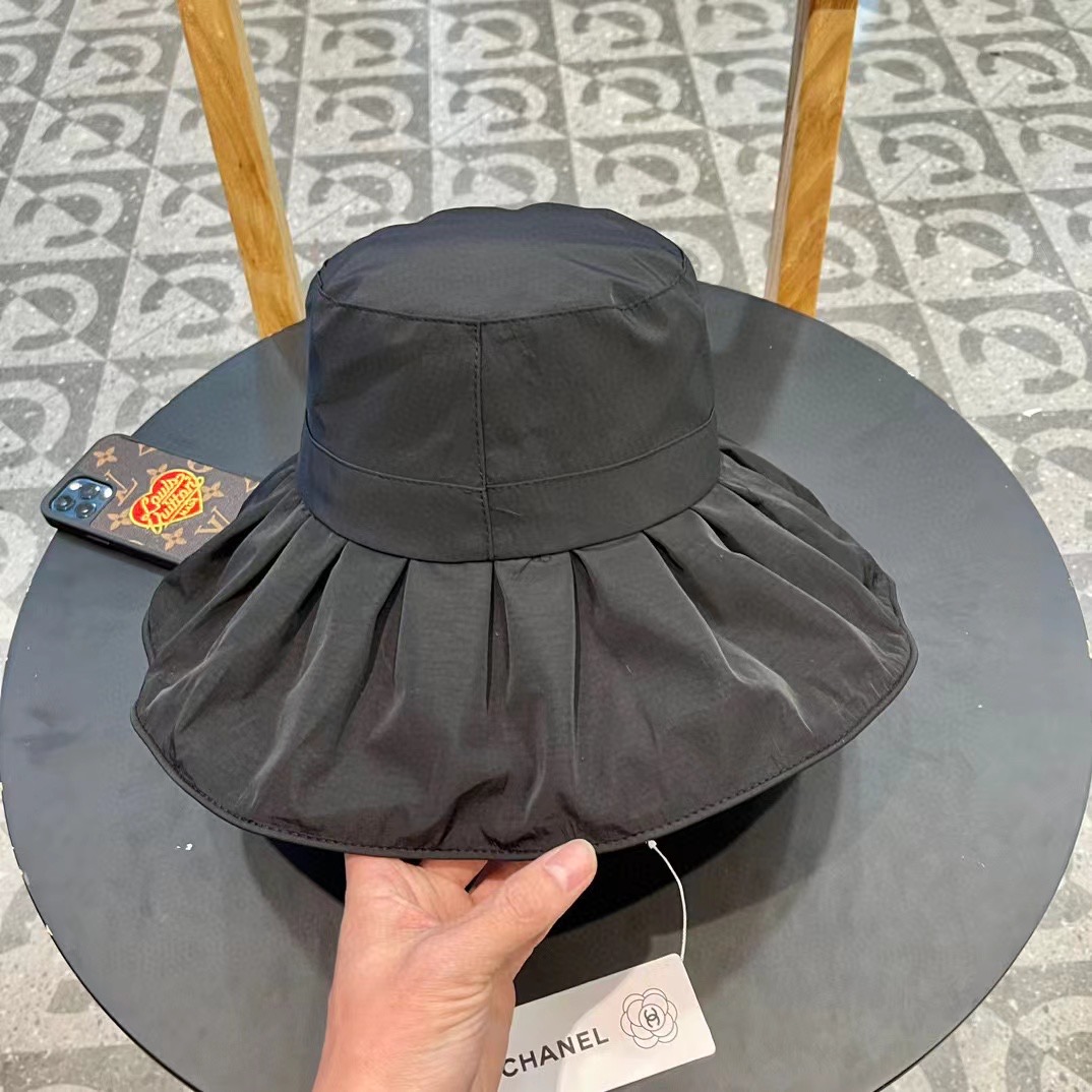   Chanel香奈儿洗水牛仔徽标logo抽绳束带遮阳帽渔夫帽帽子