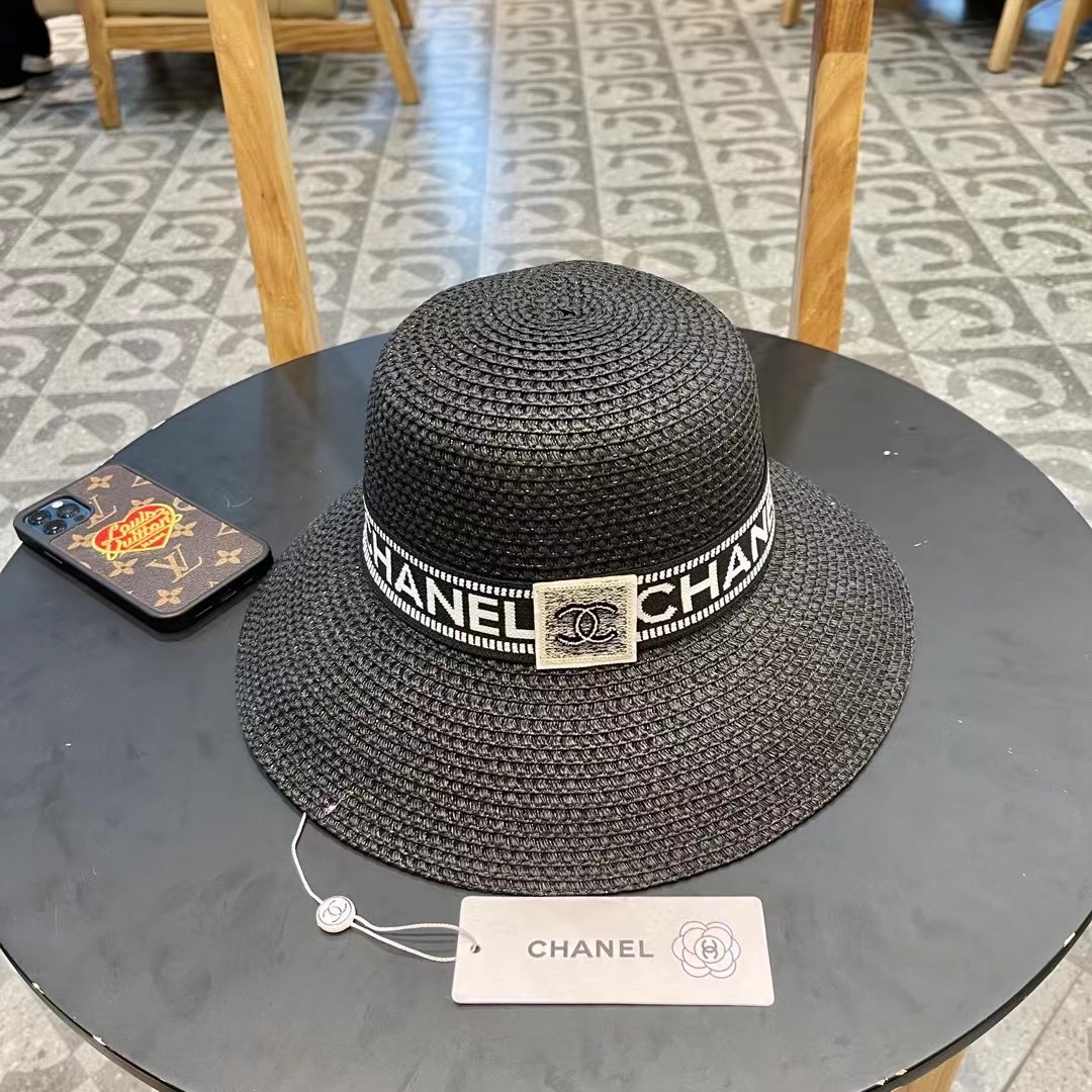  Chanel香奈儿2024新款草帽，高密度制作，一顶超级有品位的草帽了~出街首选！帽型超美腻颜色妥妥，