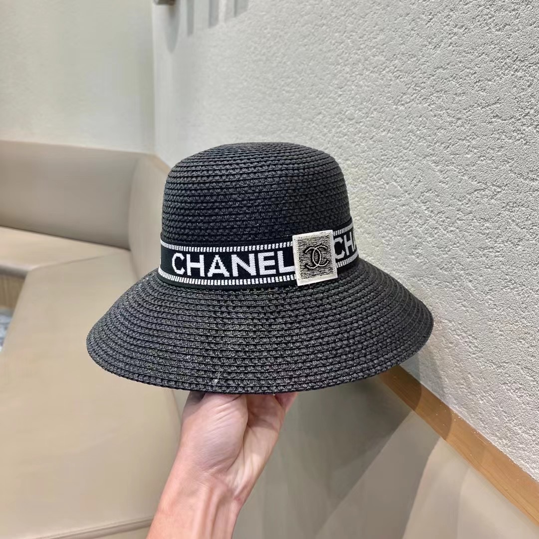  Chanel香奈儿2024新款草帽，高密度制作，一顶超级有品位的草帽了~出街首选！帽型超美腻颜色妥妥，
