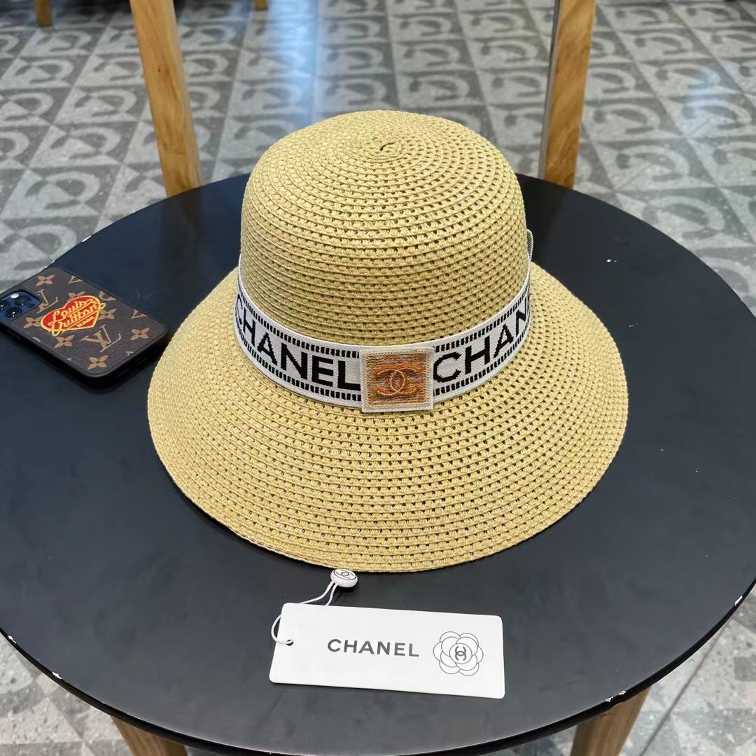  Chanel香奈儿2024新款草帽，高密度制作，一顶超级有品位的草帽了~出街首选！帽型超美腻颜色妥妥，