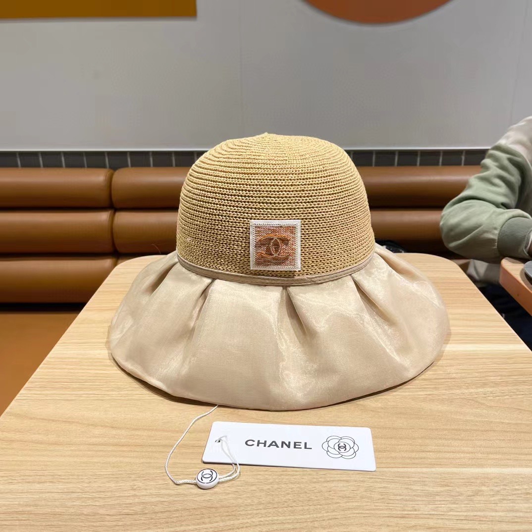  Chanel香奈儿夏季大檐新款蝴蝶结渔夫帽女百搭出游太阳帽防紫外线彩胶遮阳帽子