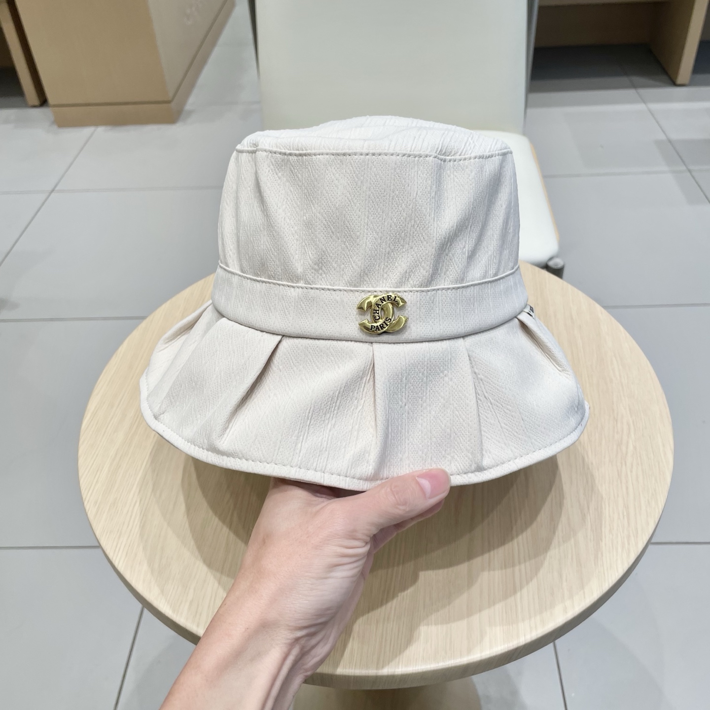  chanel简约荷叶边显脸小渔夫帽子女夏季防紫外线遮阳帽出游防晒帽潮