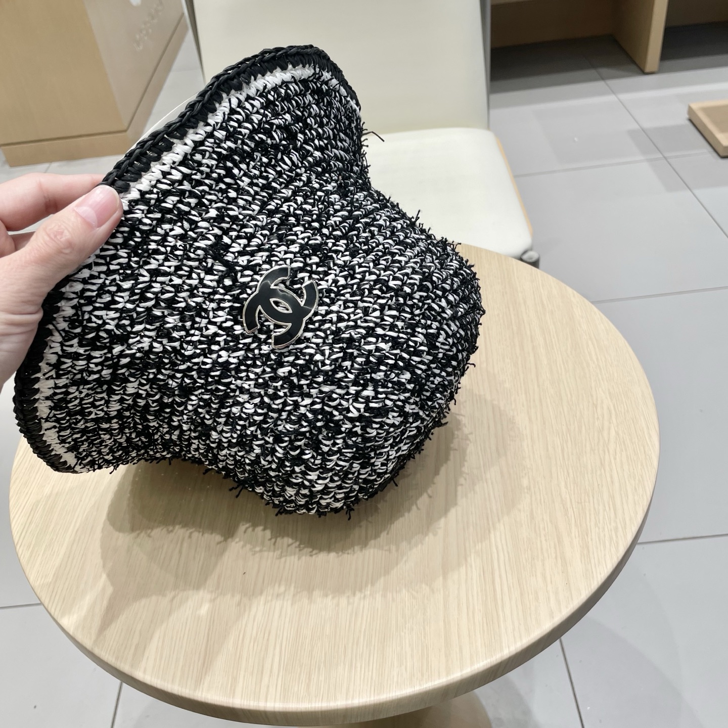  Chanel香奈儿手工编织渔夫帽女夏季新款百搭大帽盆帽显脸小防晒遮阳帽