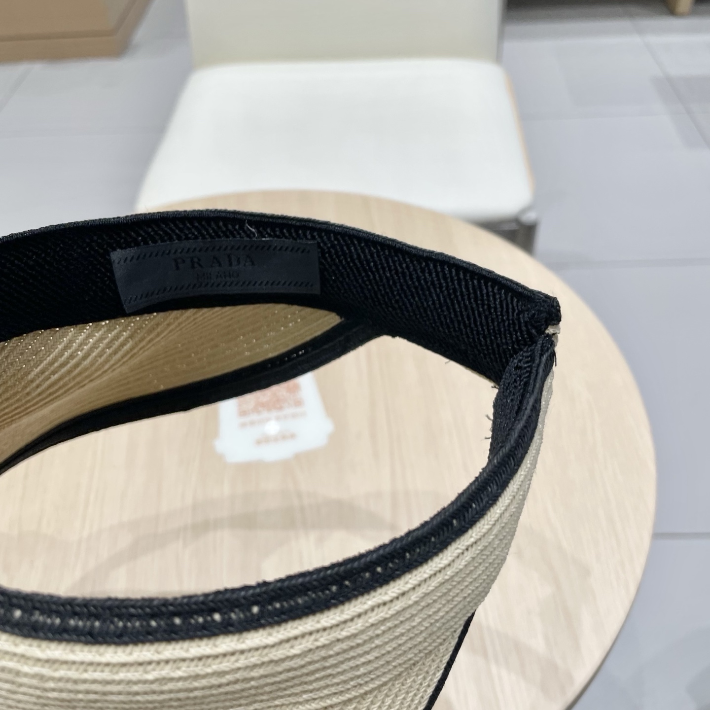  Prada普拉达新款发箍空顶帽，遮阳帽