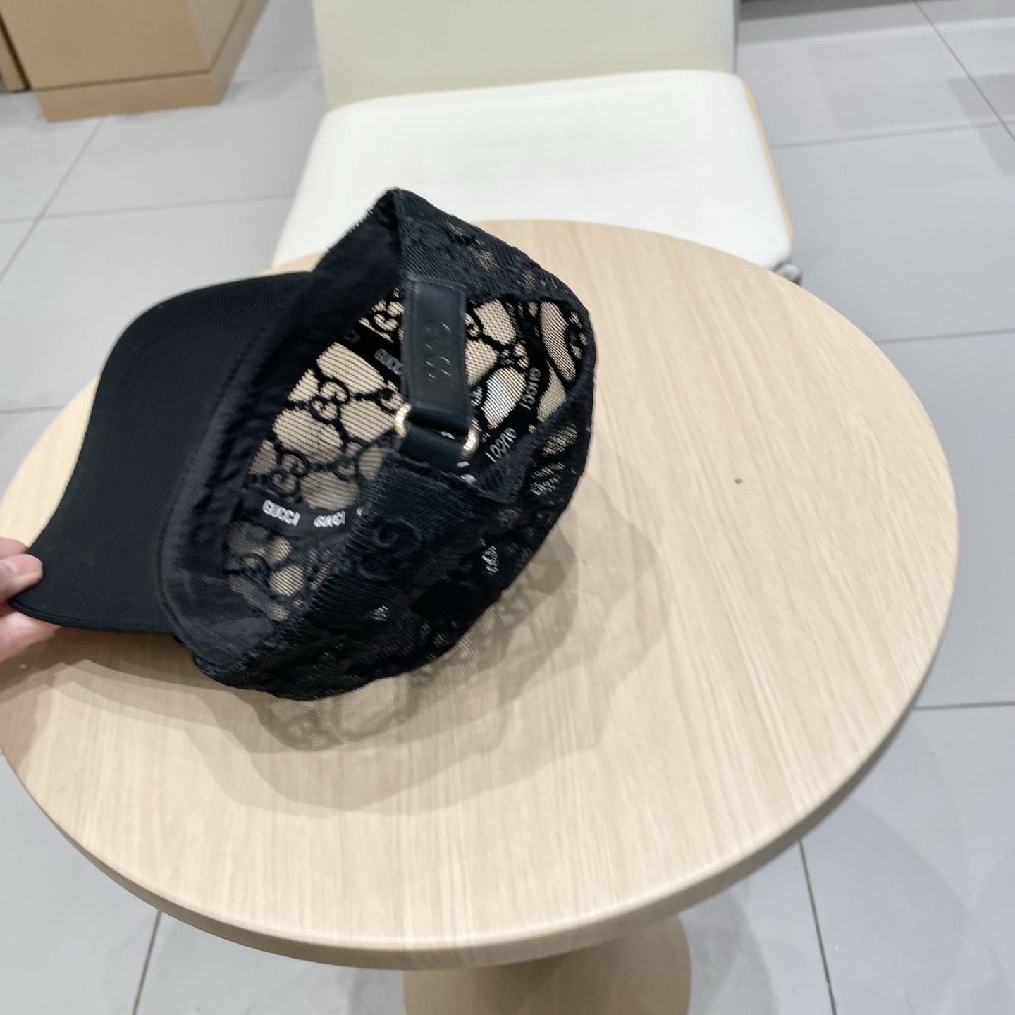  原单品质
GUCCI古奇渔夫帽👒官网新品Gucci棒球帽🧢火爆来袭 工艺非常精美 高档大气上档次！低调