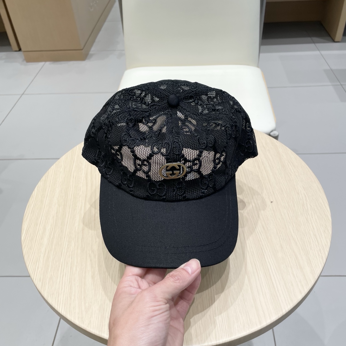  原单品质
GUCCI古奇渔夫帽👒官网新品Gucci棒球帽🧢火爆来袭 工艺非常精美 高档大气上档次！低调