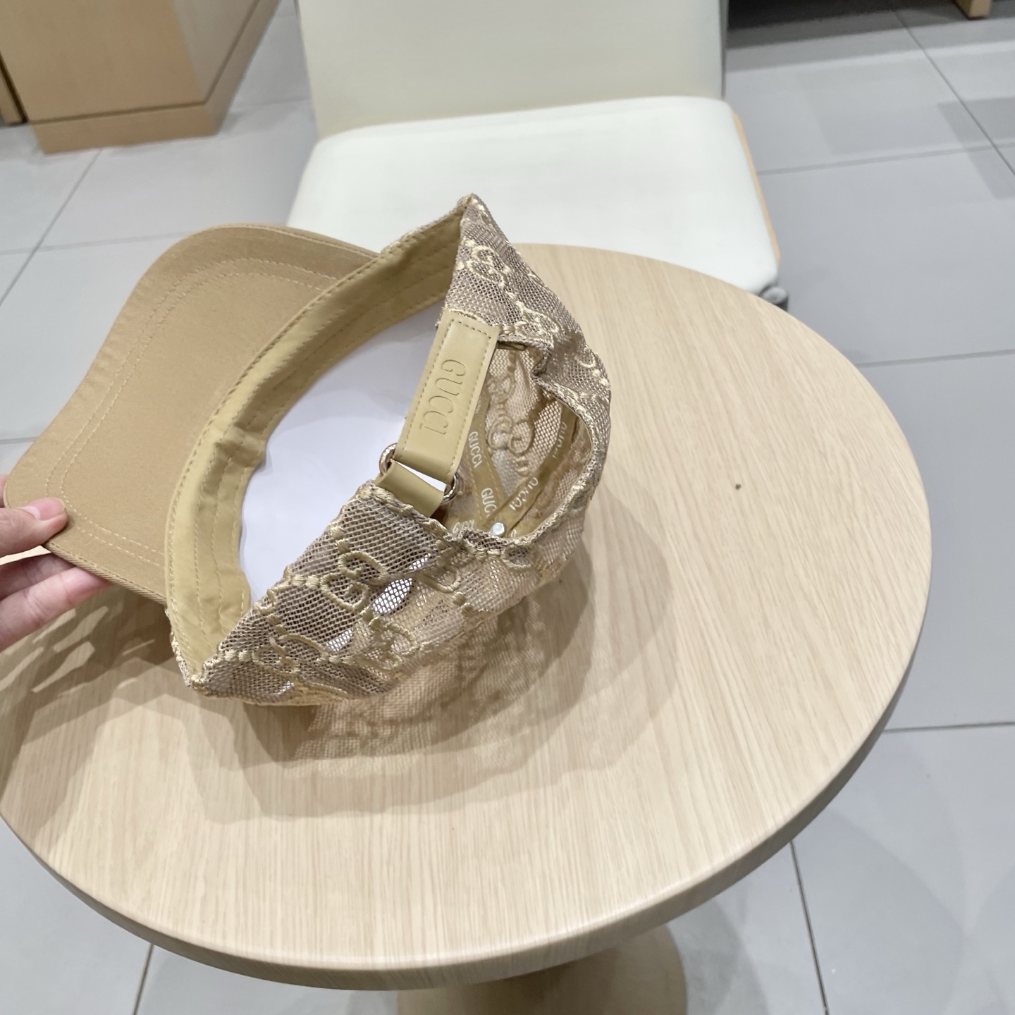  原单品质
GUCCI古奇渔夫帽👒官网新品Gucci棒球帽🧢火爆来袭 工艺非常精美 高档大气上档次！低调