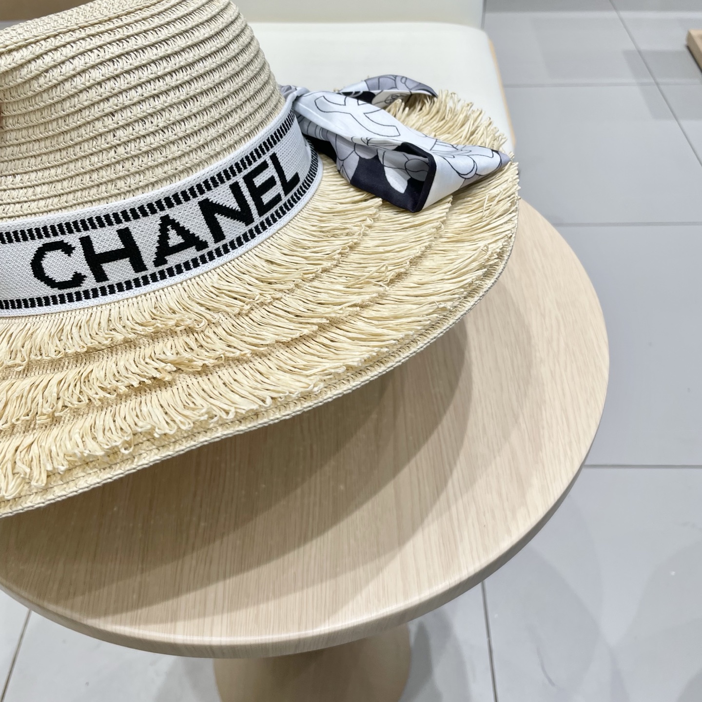  Chanel香奈儿，流苏礼帽，麻纱草帽，头围57cm