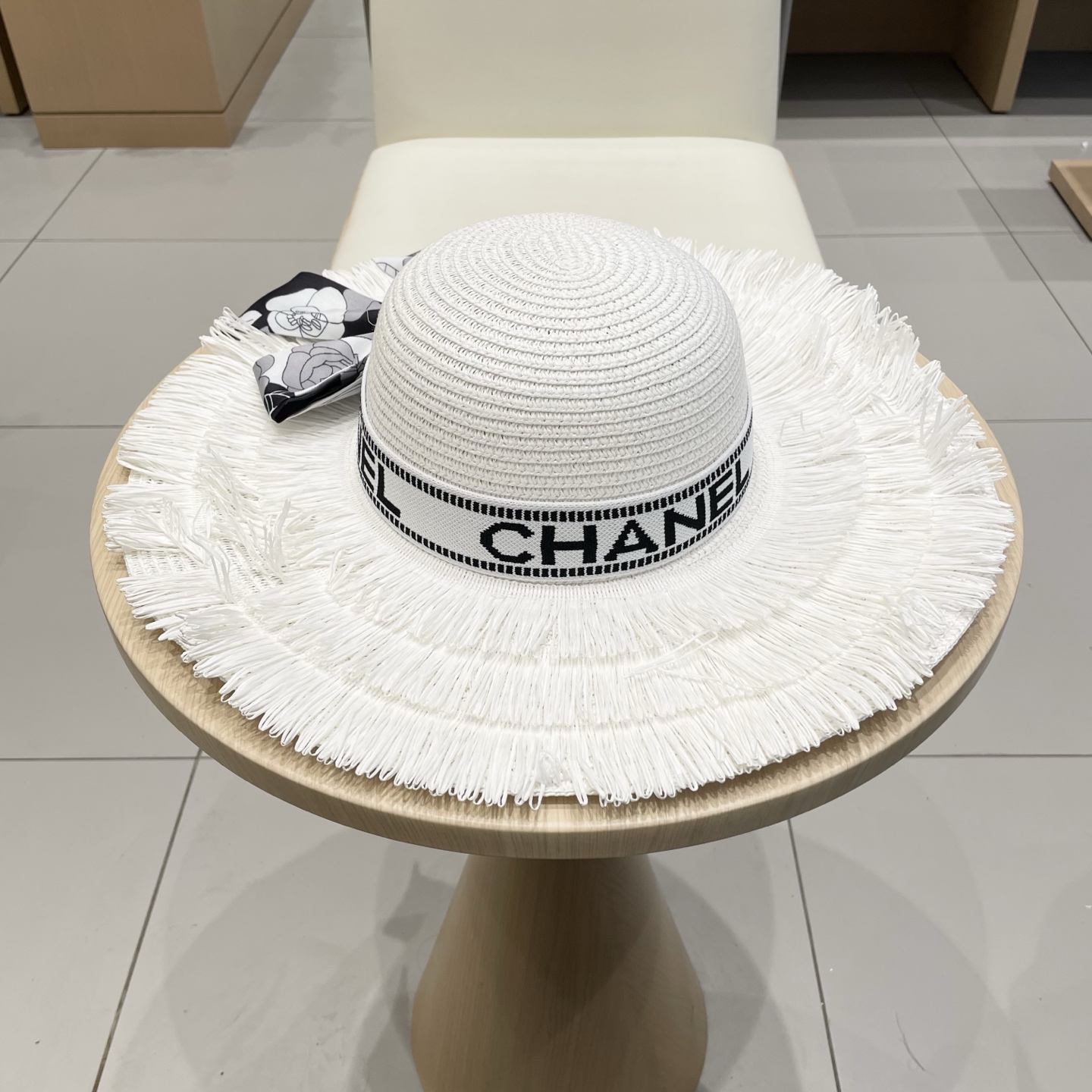  Chanel香奈儿，流苏礼帽，麻纱草帽，头围57cm