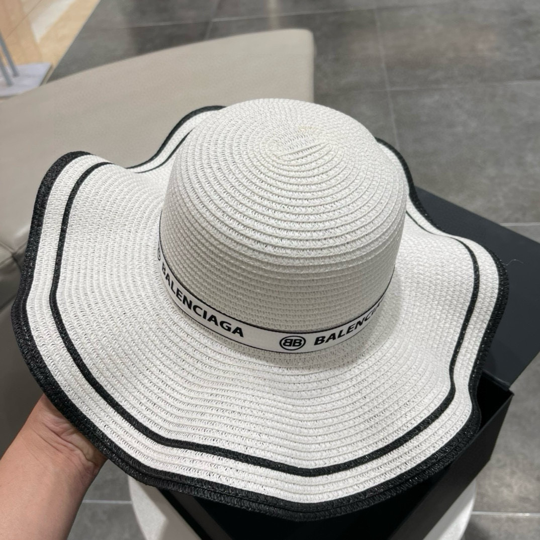  巴黎世家BALENCIAGA 早春新款韩版波浪珍珠休闲草帽 时尚百搭色，网红爆款 出门必备