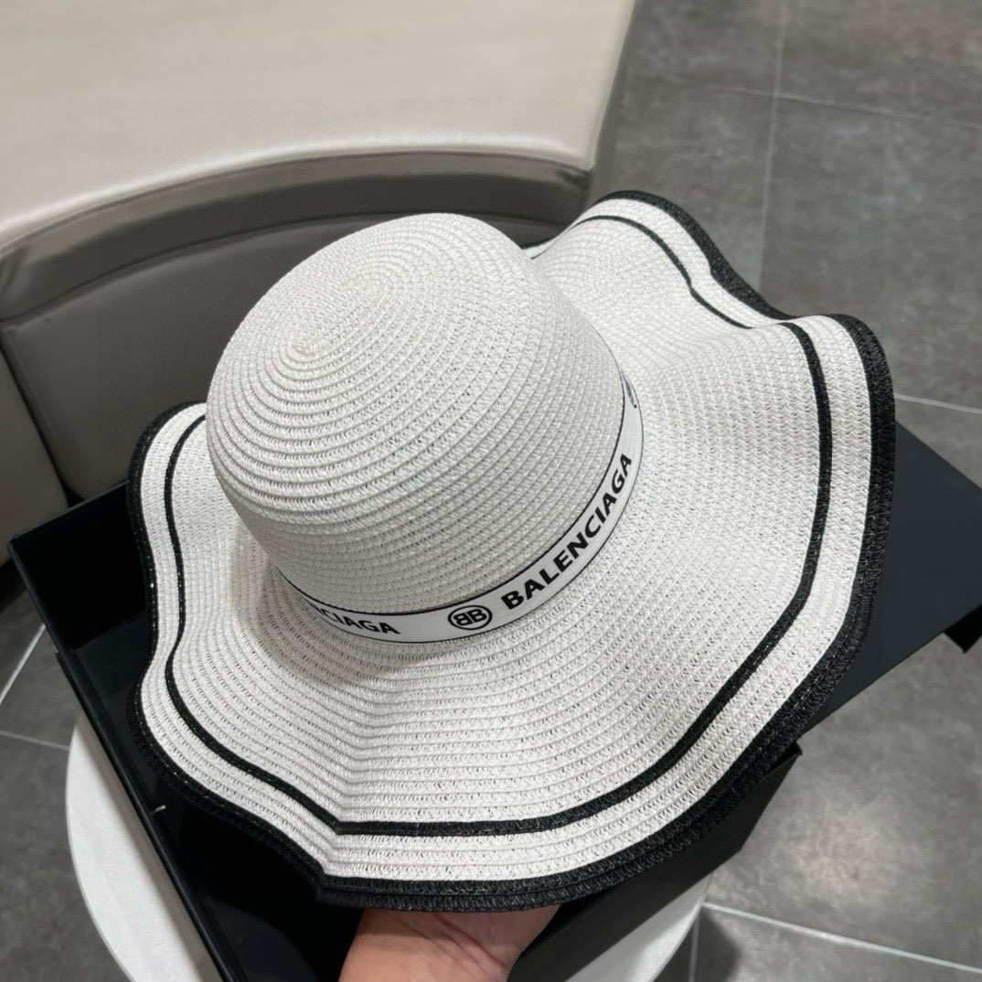  巴黎世家BALENCIAGA 早春新款韩版波浪珍珠休闲草帽 时尚百搭色，网红爆款 出门必备