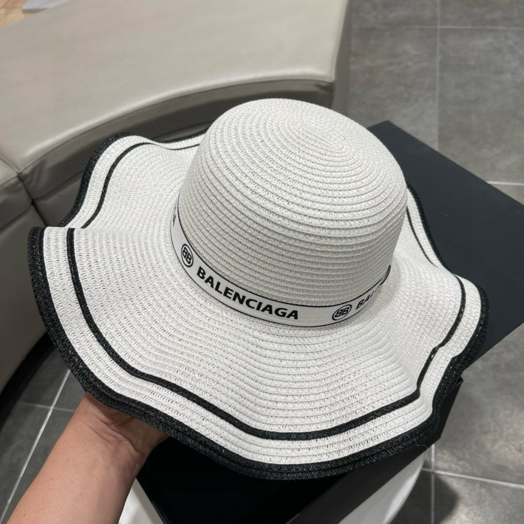  巴黎世家BALENCIAGA 早春新款韩版波浪珍珠休闲草帽 时尚百搭色，网红爆款 出门必备