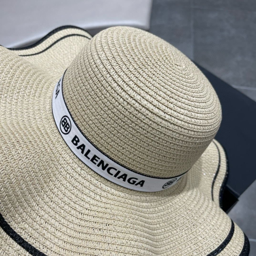  巴黎世家BALENCIAGA 早春新款韩版波浪珍珠休闲草帽 时尚百搭色，网红爆款 出门必备
