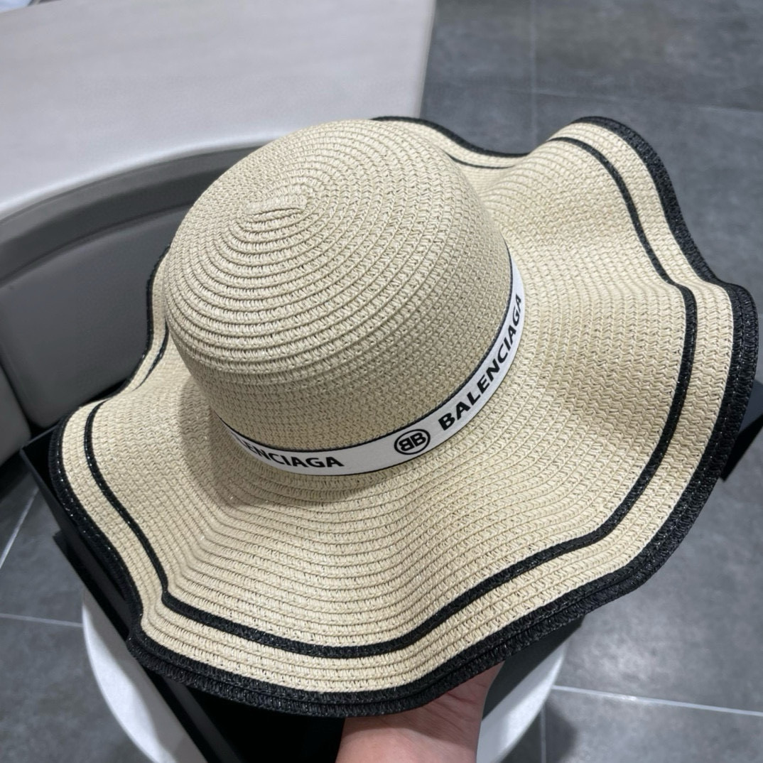  巴黎世家BALENCIAGA 早春新款韩版波浪珍珠休闲草帽 时尚百搭色，网红爆款 出门必备