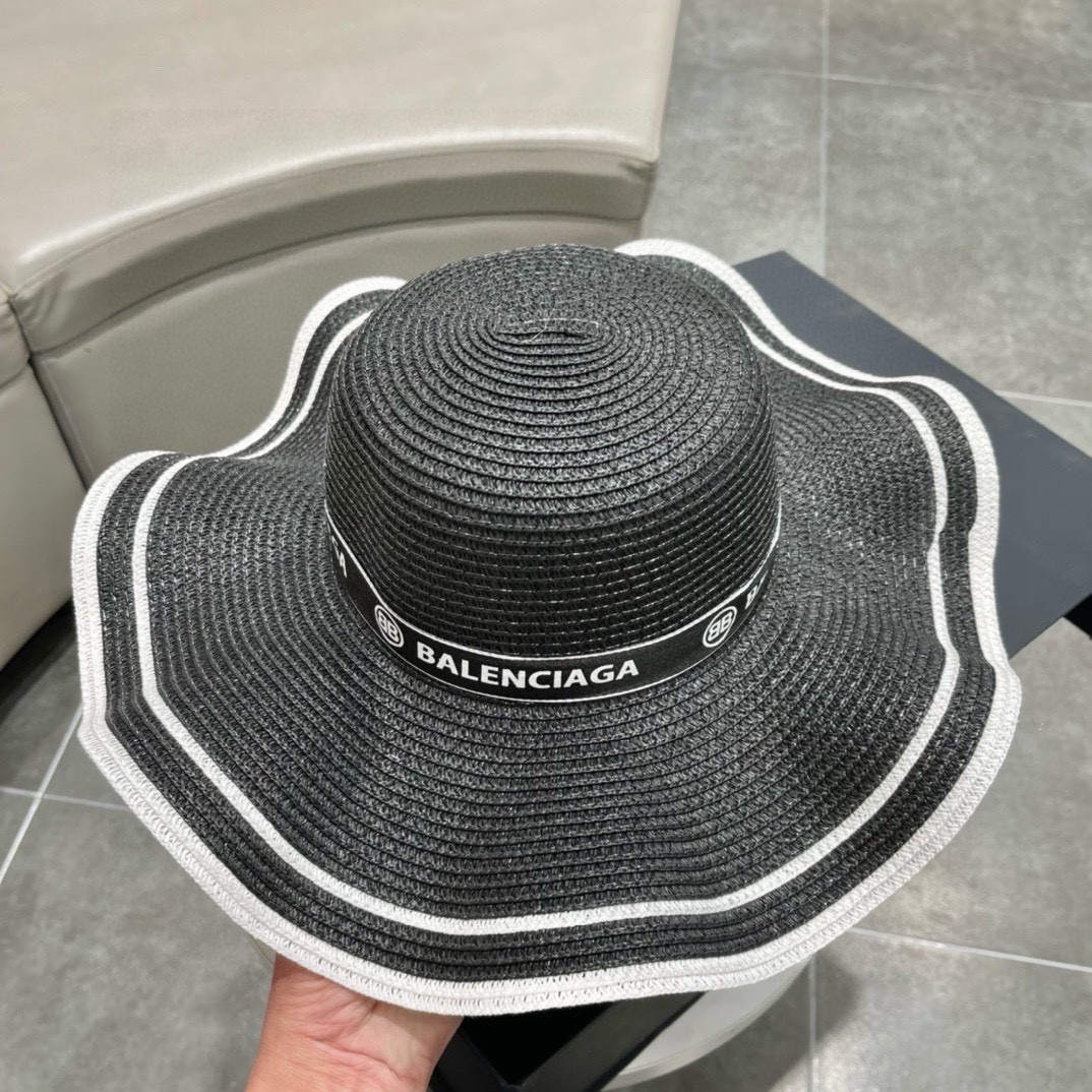  巴黎世家BALENCIAGA 早春新款韩版波浪珍珠休闲草帽 时尚百搭色，网红爆款 出门必备