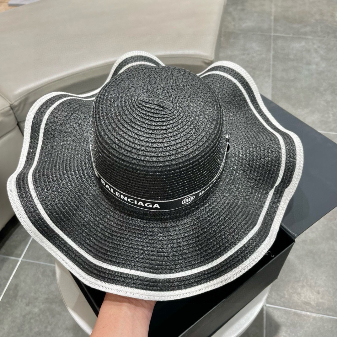  巴黎世家BALENCIAGA 早春新款韩版波浪珍珠休闲草帽 时尚百搭色，网红爆款 出门必备