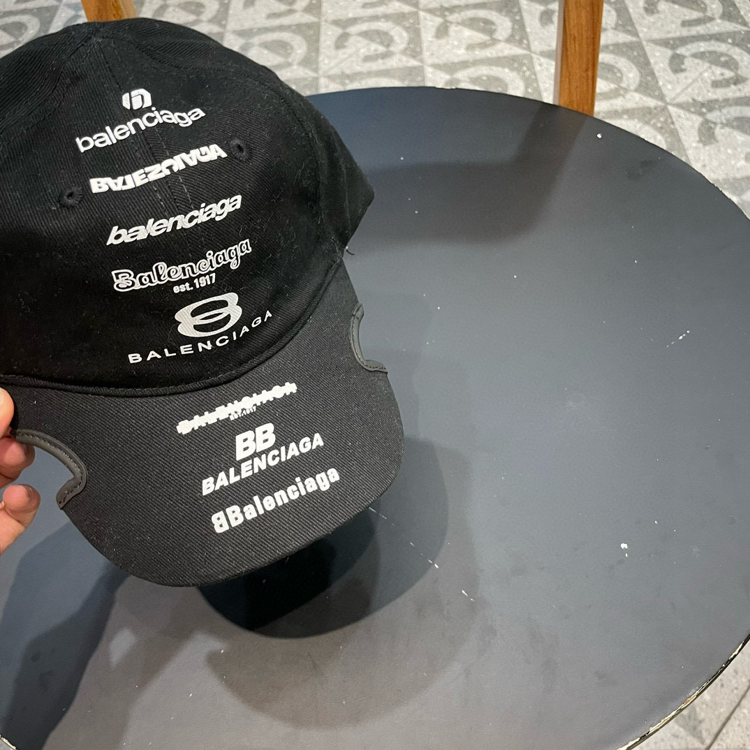 🧢巴黎世家Balenciaga🧢刺绣原单棒球帽♥️质量非常棒👍休闲时尚🌼百搭款♥️男女同款！