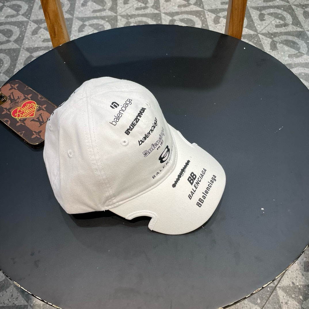 🧢巴黎世家Balenciaga🧢刺绣原单棒球帽♥️质量非常棒👍休闲时尚🌼百搭款♥️男女同款！