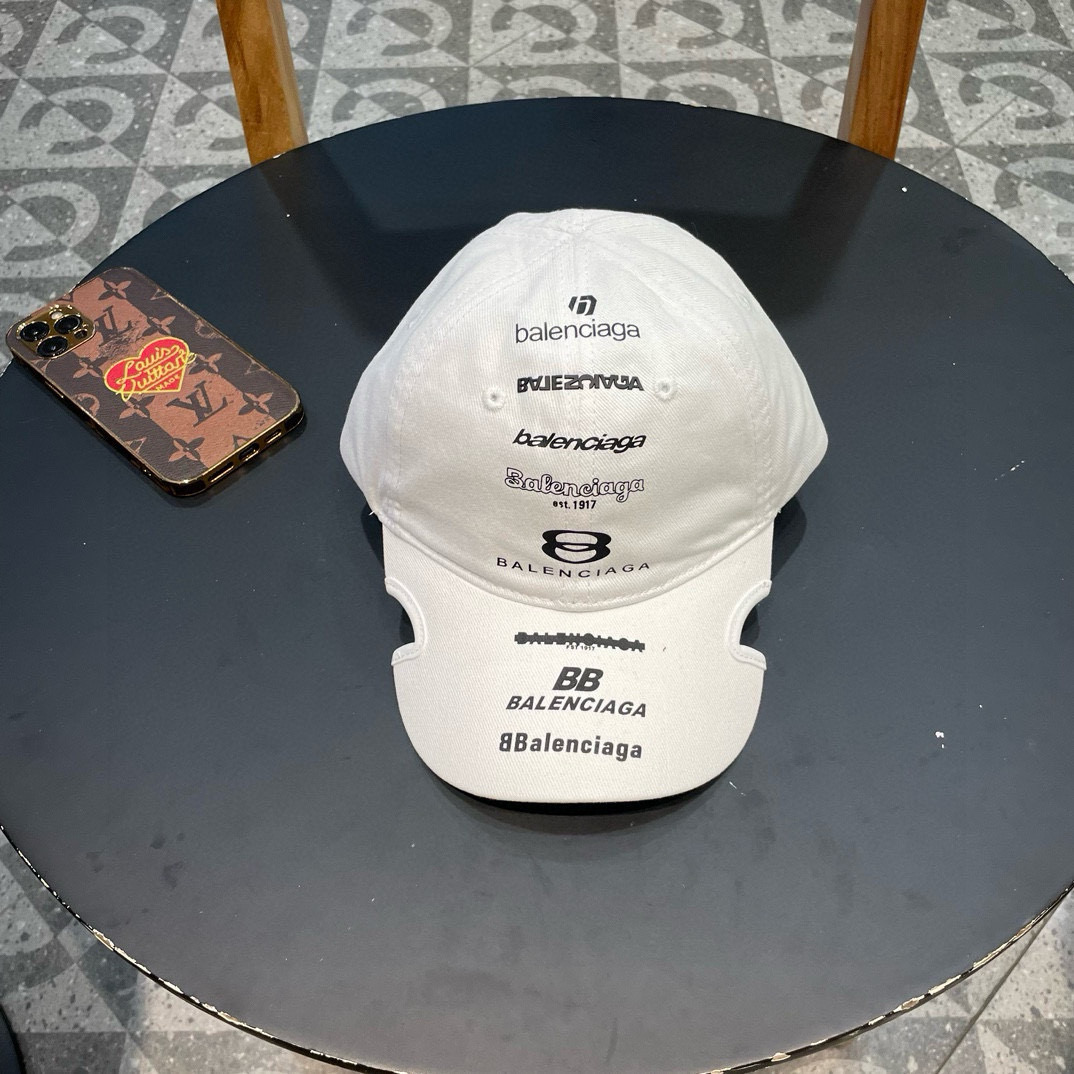 🧢巴黎世家Balenciaga🧢刺绣原单棒球帽♥️质量非常棒👍休闲时尚🌼百搭款♥️男女同款！