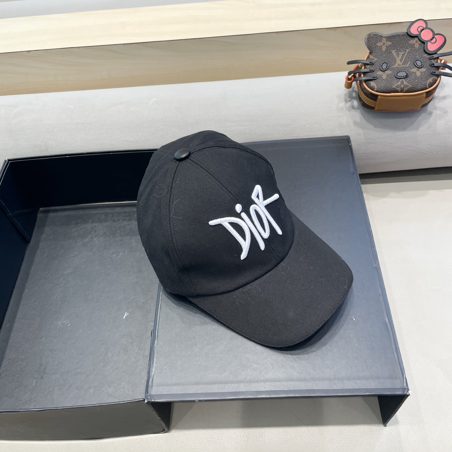  【DIOR迪奥】新款走量简约棒球帽🧢，新款出货，大牌款超好搭配，赶紧入手！