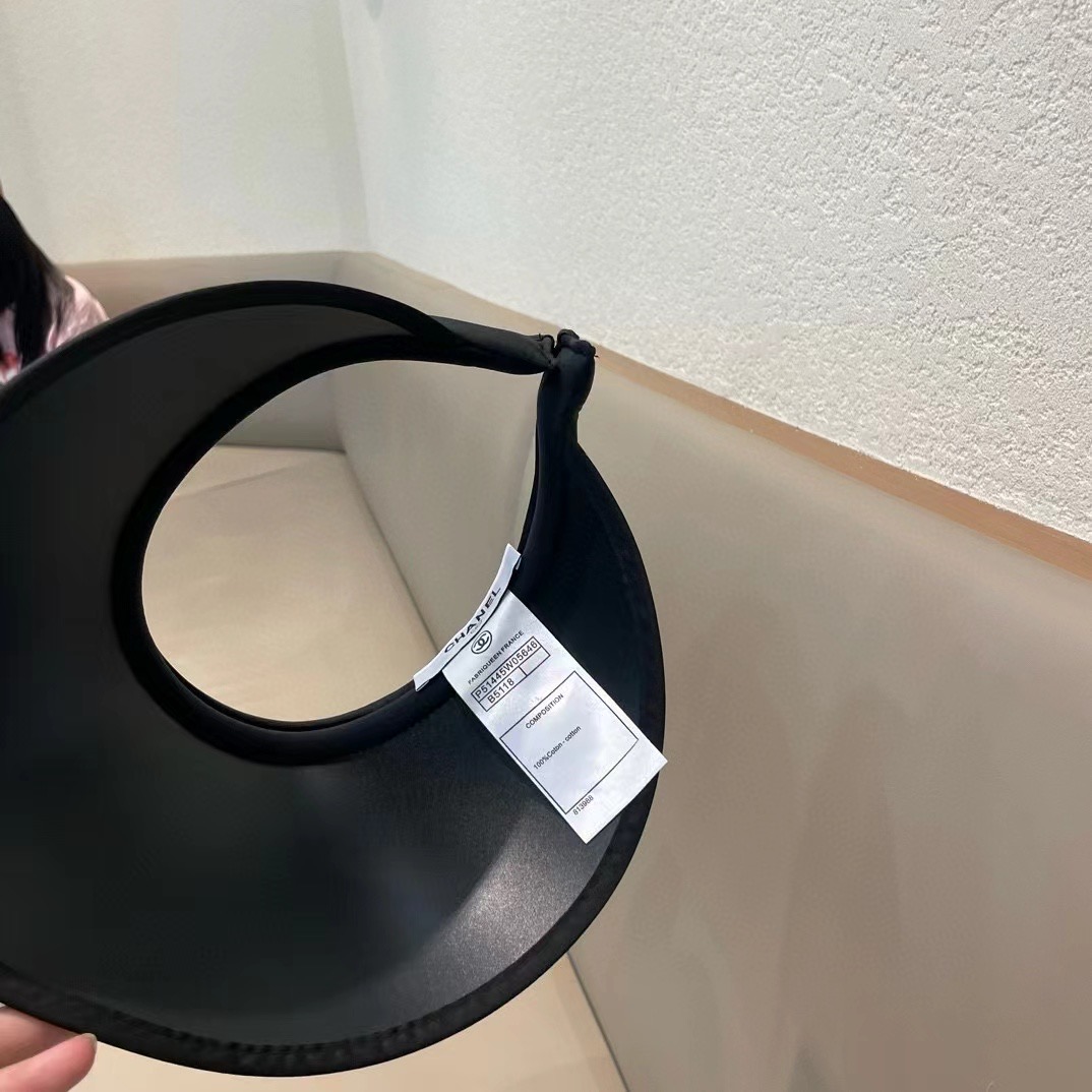 【CHANEL香奈儿】2025夏季新款小香风遮阳帽空顶帽🔅
气质款～
