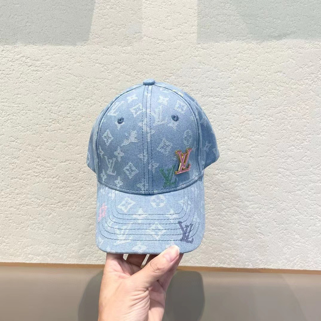  路易威登LouisVuitton2024新款牛仔棒球帽🧢  
LV棒球帽，简约大气，男女通用