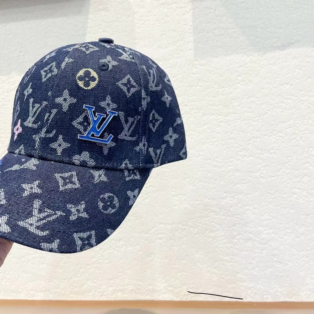  路易威登LouisVuitton2024新款牛仔棒球帽🧢  
LV棒球帽，简约大气，男女通用