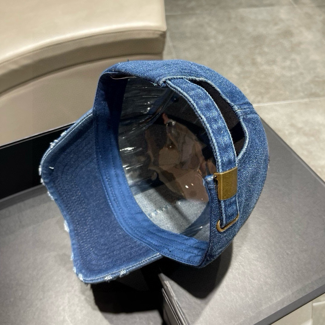  【balenciaga 巴黎世家】2025新款牛仔棒球帽，男女通用～酷帅出街

👉