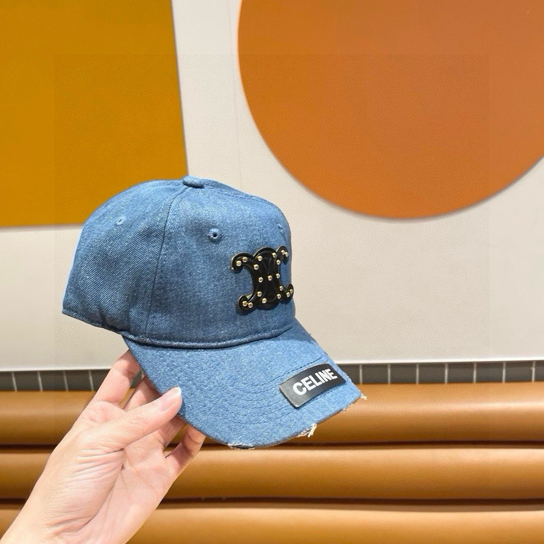  CELINE 塞琳 新款 🆕 棒球帽 🧢 
原单棒球帽 🧢
面料轻盈透气。 💥
完美版型，
原厂品质，