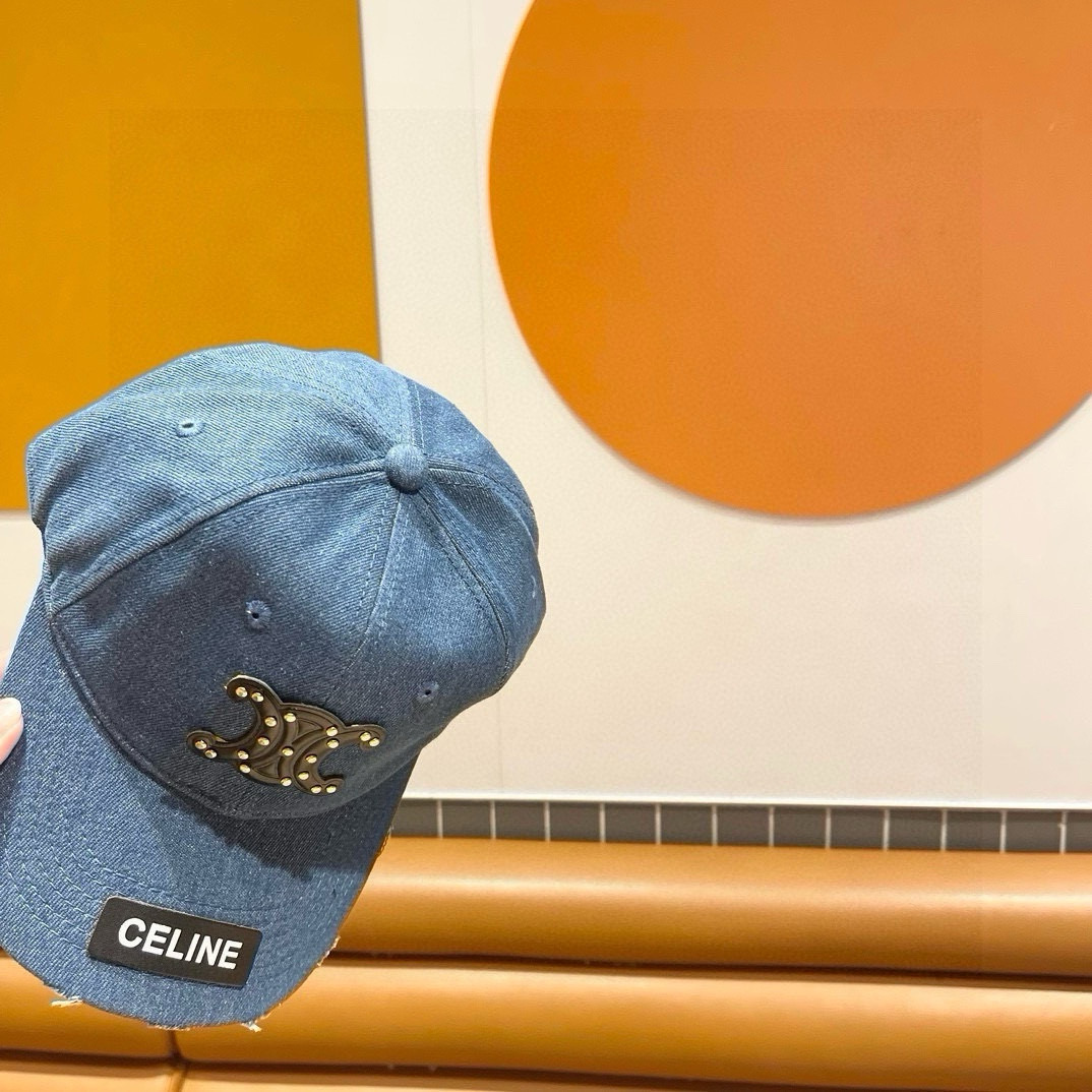  CELINE 塞琳 新款 🆕 棒球帽 🧢 
原单棒球帽 🧢
面料轻盈透气。 💥
完美版型，
原厂品质，