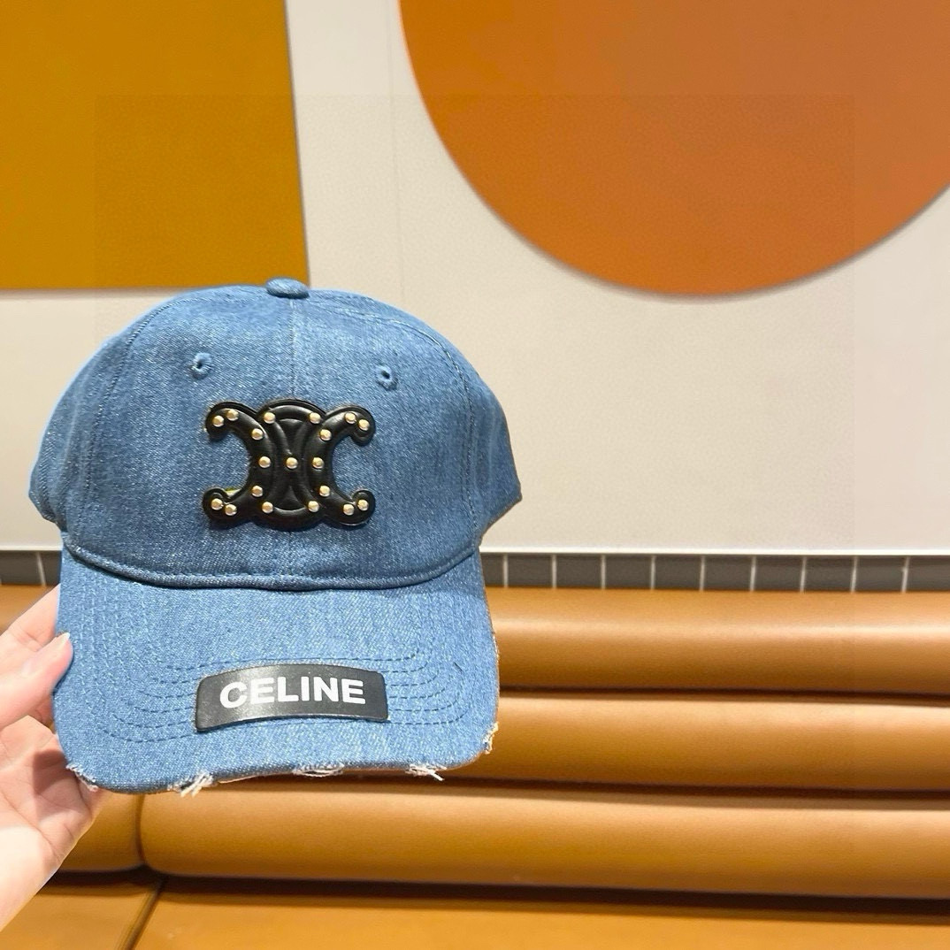 CELINE 塞琳 新款 🆕 棒球帽 🧢 
原单棒球帽 🧢
面料轻盈透气。 💥
完美版型，
原厂品质，