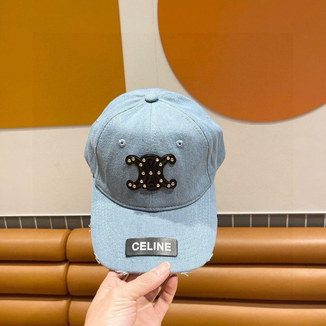  CELINE 塞琳 新款 🆕 棒球帽 🧢 
原单棒球帽 🧢
面料轻盈透气。 💥
完美版型，
原厂品质，