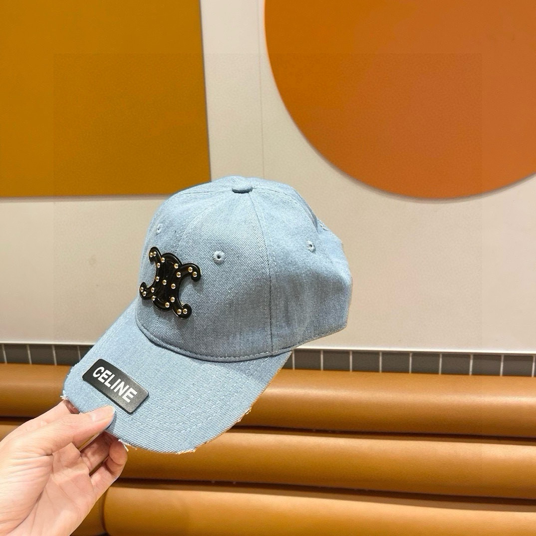  CELINE 塞琳 新款 🆕 棒球帽 🧢 
原单棒球帽 🧢
面料轻盈透气。 💥
完美版型，
原厂品质，