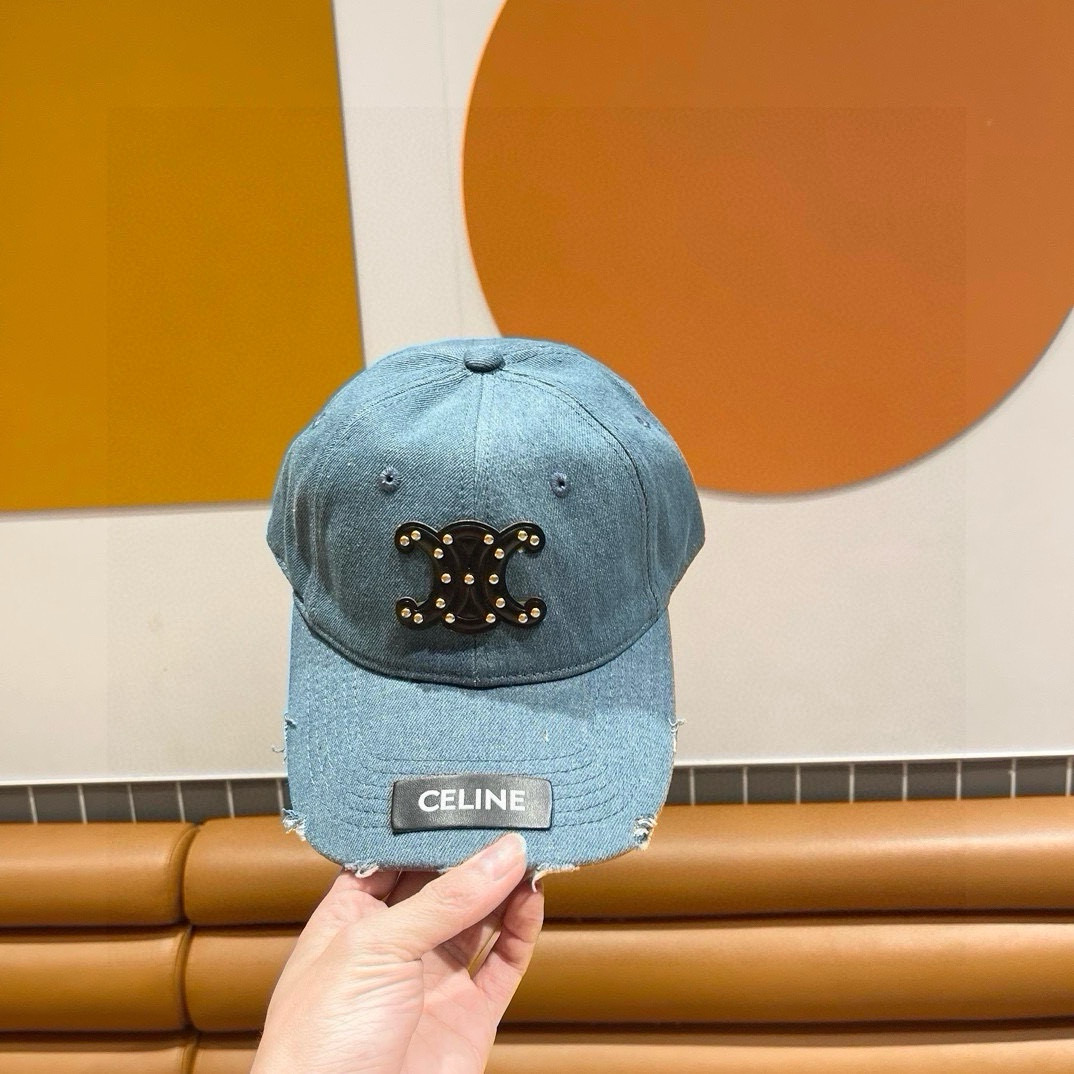  CELINE 塞琳 新款 🆕 棒球帽 🧢 
原单棒球帽 🧢
面料轻盈透气。 💥
完美版型，
原厂品质，