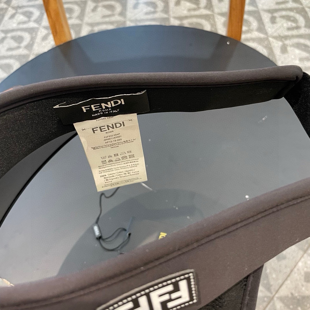   FD芬迪2024空顶鸭舌帽，遮阳帽，鸭舌帽，原单品质